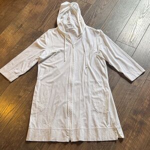 L.L. Bean 100% Cotton Women's White Hooded Swim Coverup, Size Medium